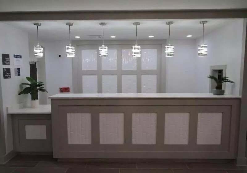 酒店 Best Western Iowa Lake Charles East