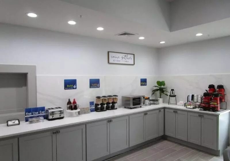 酒店 Best Western Iowa Lake Charles East