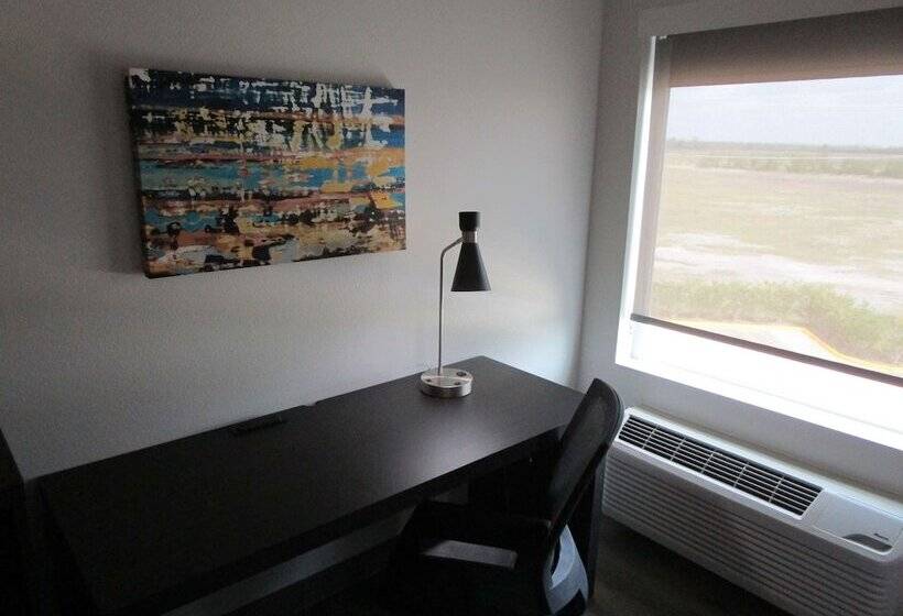 酒店 Best Western Iowa   Lake Charles East