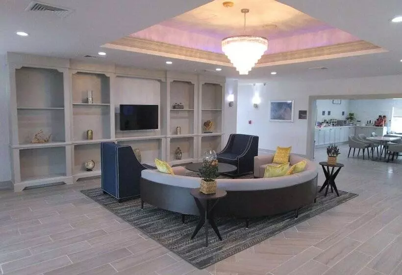 酒店 Best Western Iowa Lake Charles East