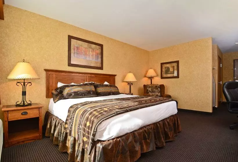 هتل Best Western Plus Kelly Inn And Suites