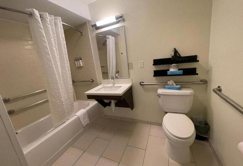 فندق Candlewood Suites Secaucus, An Ihg