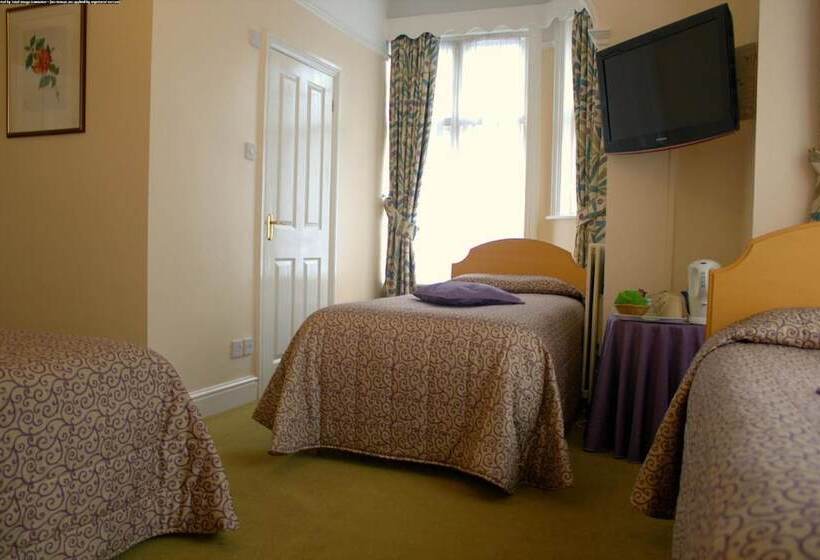 فندق Gatwick Turret Guest House