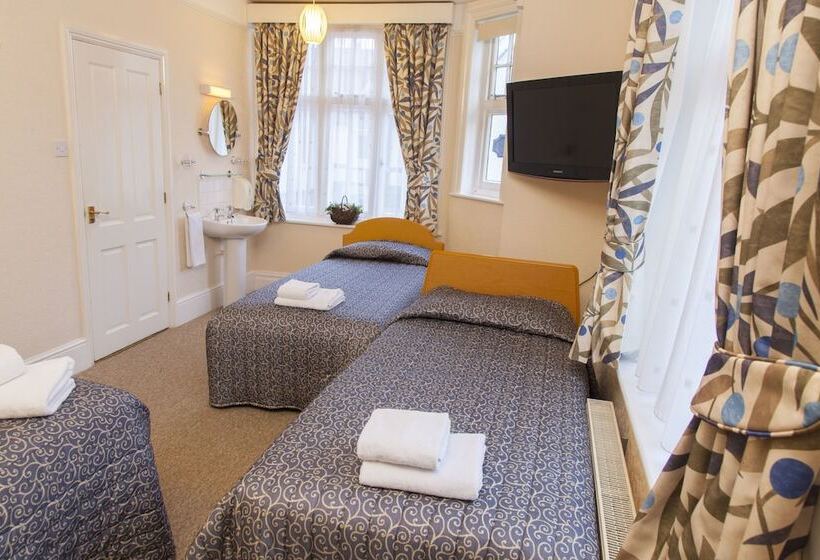 فندق Gatwick Turret Guest House