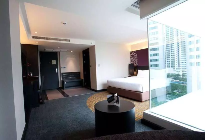 ホテル Golden Tulip Mandison Suites