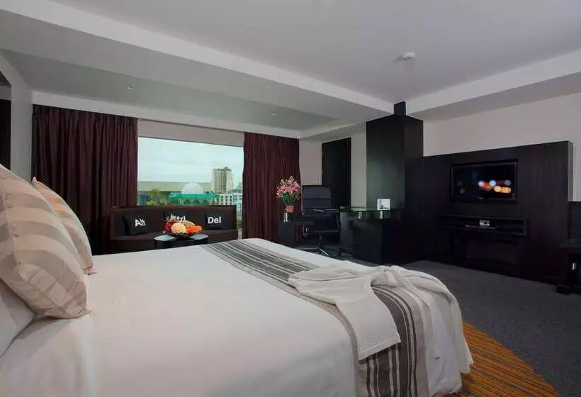 ホテル Golden Tulip Mandison Suites