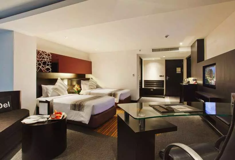 ホテル Golden Tulip Mandison Suites