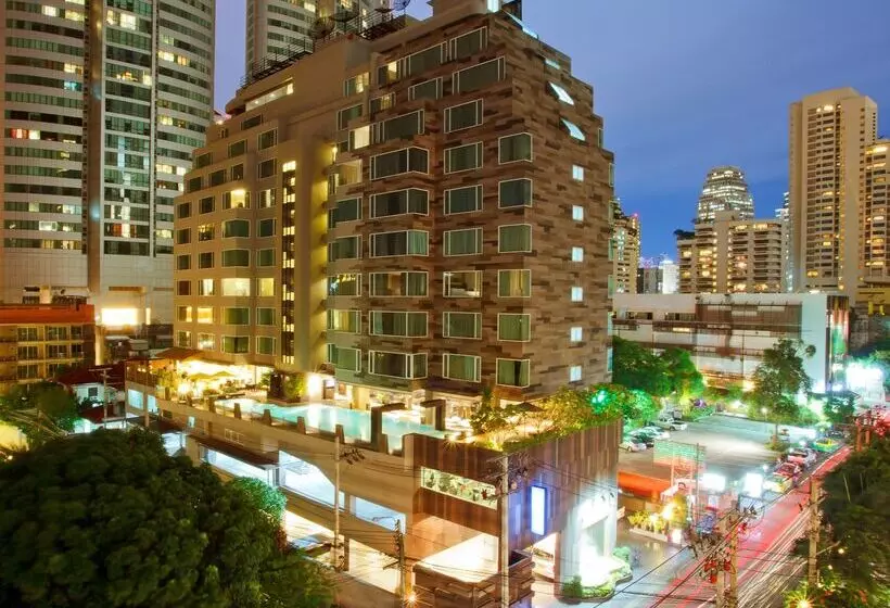 ホテル Golden Tulip Mandison Suites