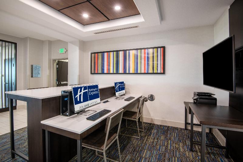 Holiday Inn Express Hotel & Suites Yuma, An Ihg