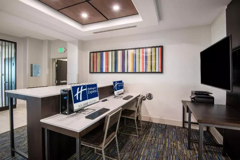 Holiday Inn Express Hotel & Suites Yuma, An Ihg