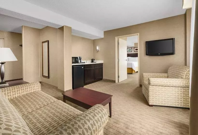 ホテル Holiday Inn Express Brockton   Boston By Ihg