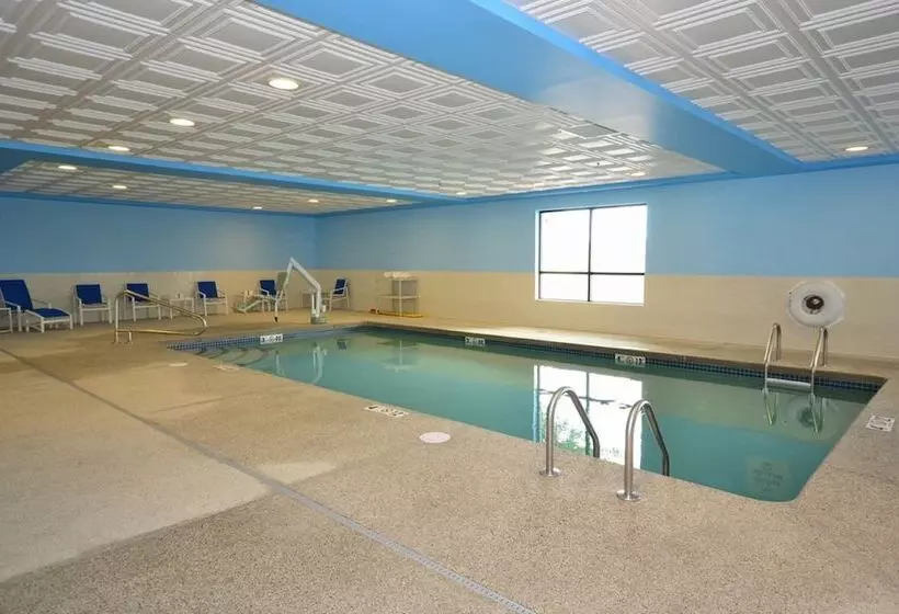 ホテル Holiday Inn Express Brockton   Boston By Ihg