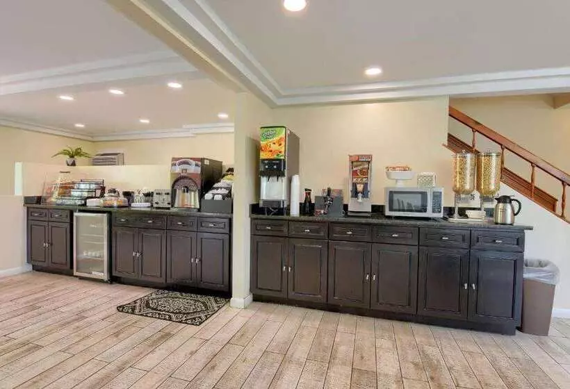 בית מלון כפרי Knight S Inn Boston/danvers