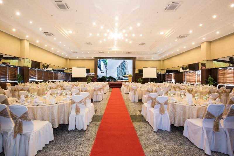 هتل Muong Thanh Luxury Song Han