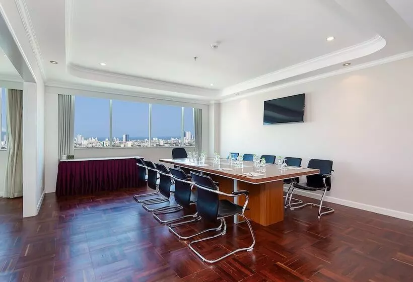 هتل Muong Thanh Luxury Song Han