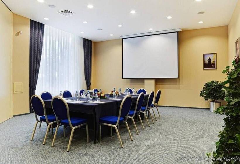 فندق New Peterhof