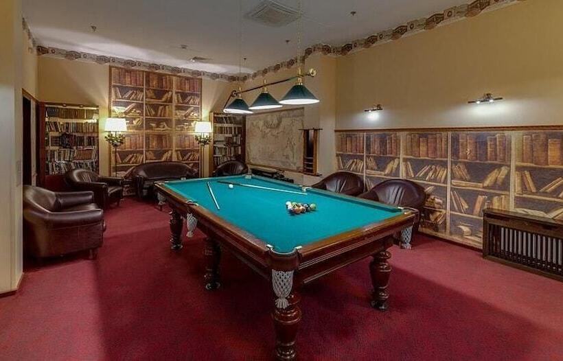 فندق New Peterhof