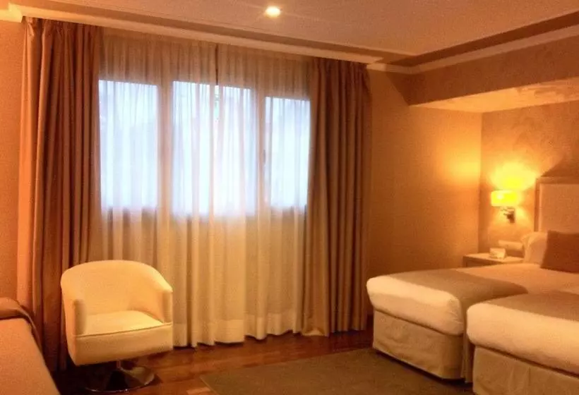 בית מלון כפרי Os Olivos