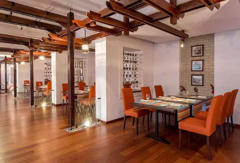 Hotel Ramada By Wyndham Bucharest Parc