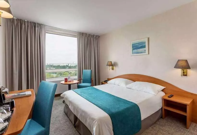 Hotel Ramada By Wyndham Bucharest Parc