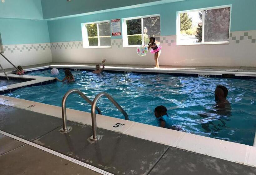 Отель Stay Wise Inn Cedaredge