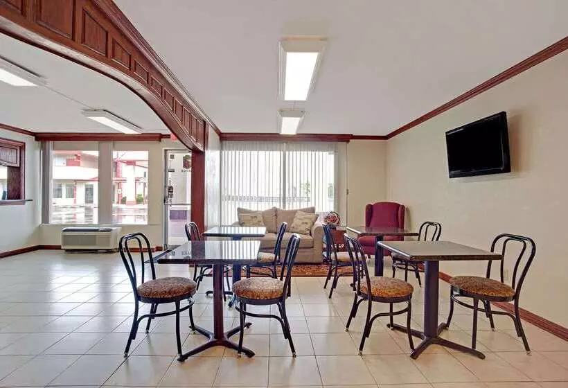 Szálloda Super 8 By Wyndham Oklahoma/frontier City