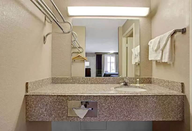 Szálloda Super 8 By Wyndham Oklahoma/frontier City