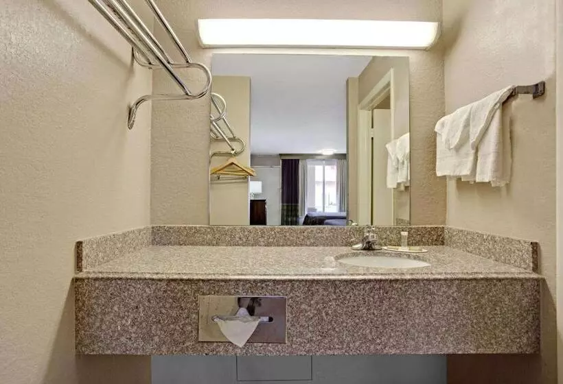 Szálloda Super 8 By Wyndham Oklahoma/frontier City