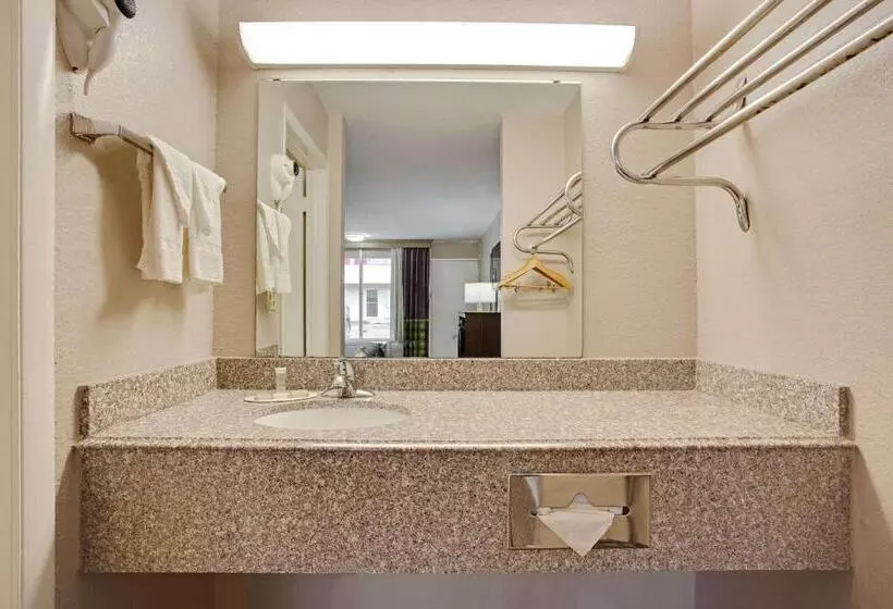 Szálloda Super 8 By Wyndham Oklahoma/frontier City