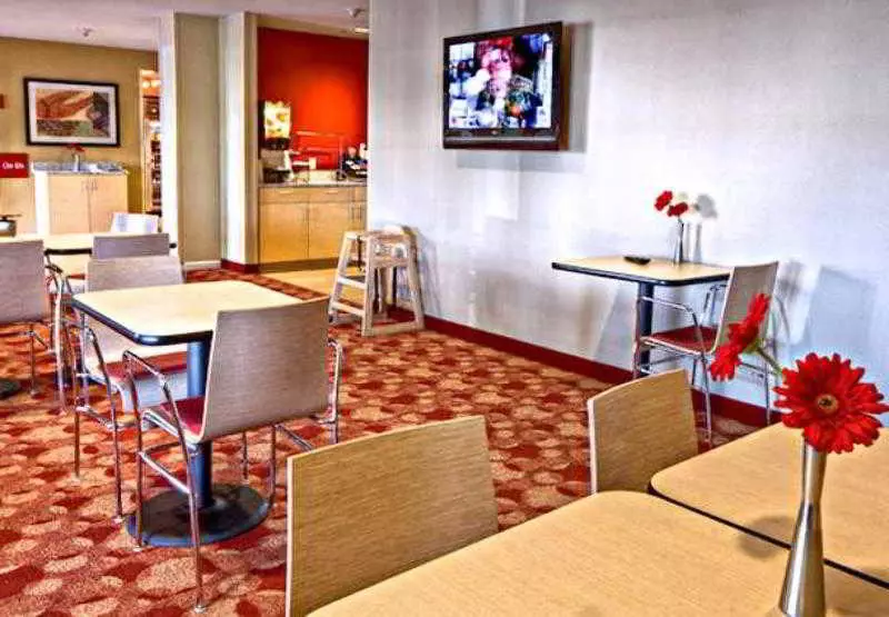 فندق Towneplace Suites By Marriott Savannah Airport