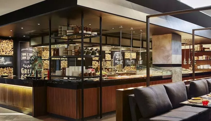 Курорт The Saujana Hotel Kuala Lumpur