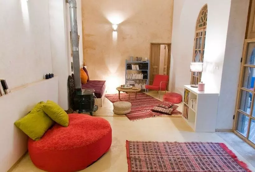 Riad La Maison D'à Côté