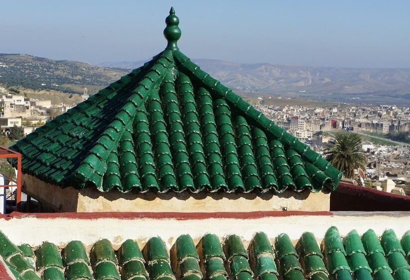 Riad Les Remparts De Fes