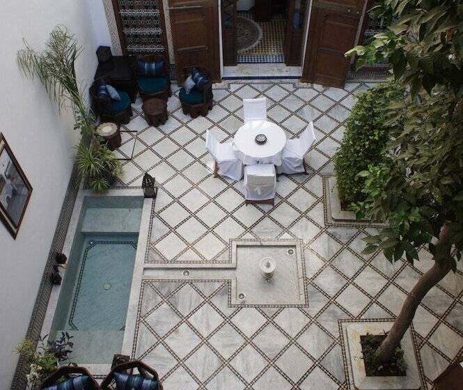 Riad Les Remparts De Fes