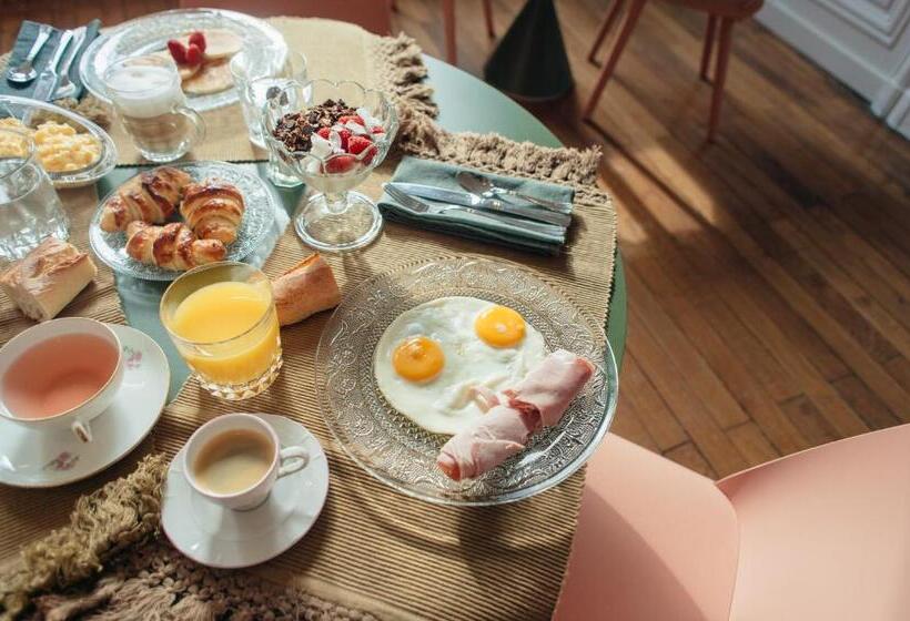 פנסיון De Fouquet   Chambres D Hôtes