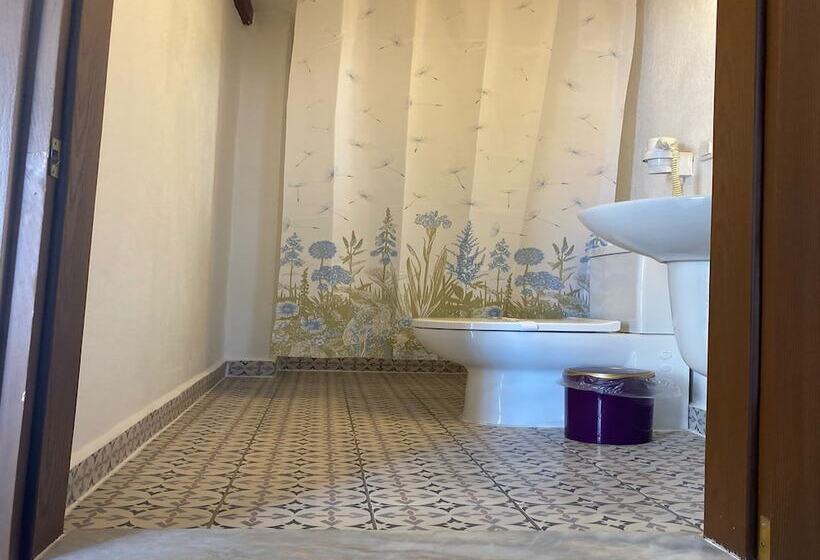 בית מלון כפרי Lesante