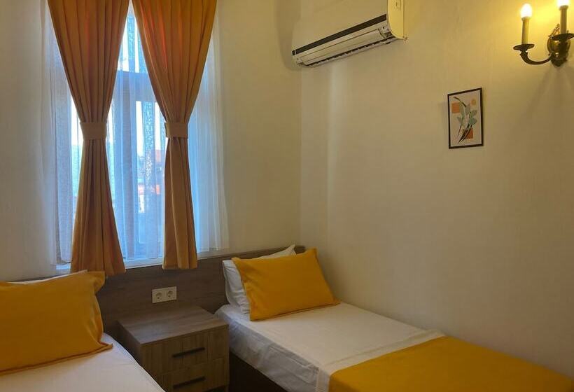 בית מלון כפרי Lesante