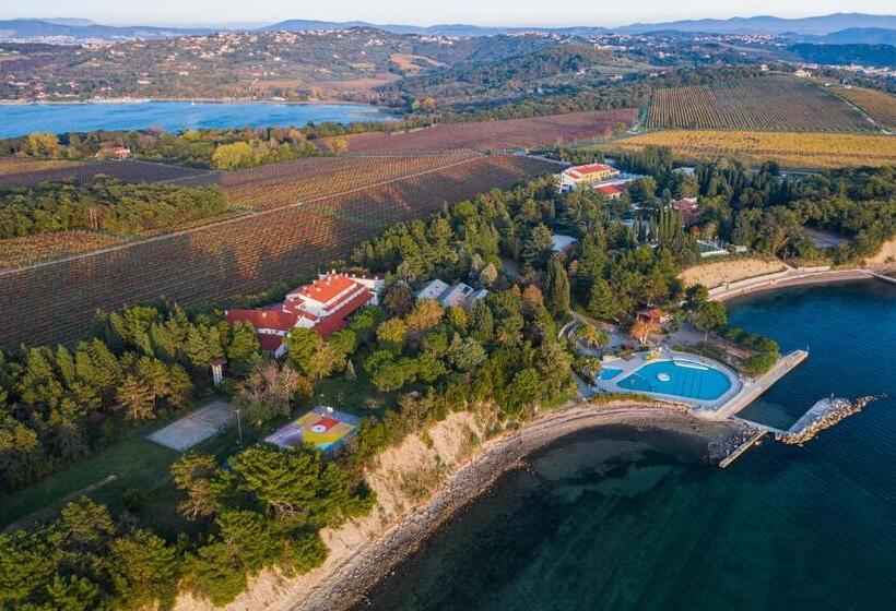 استراحتگاه Depandansa Bor