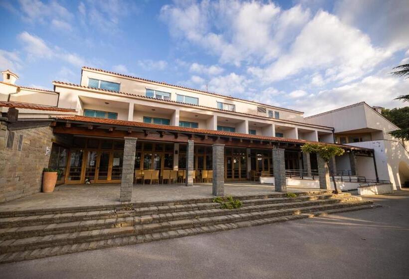 استراحتگاه Depandansa Bor