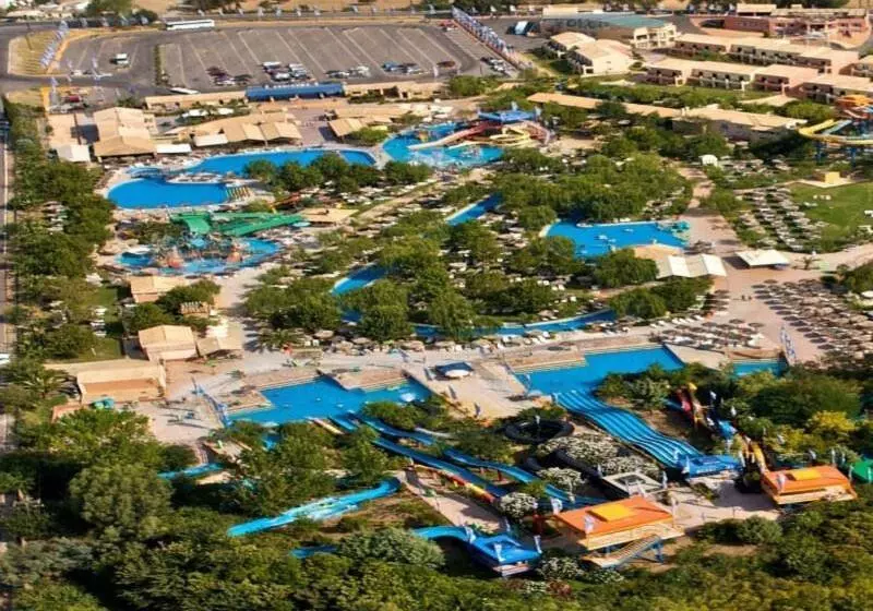 Aqualand Resort