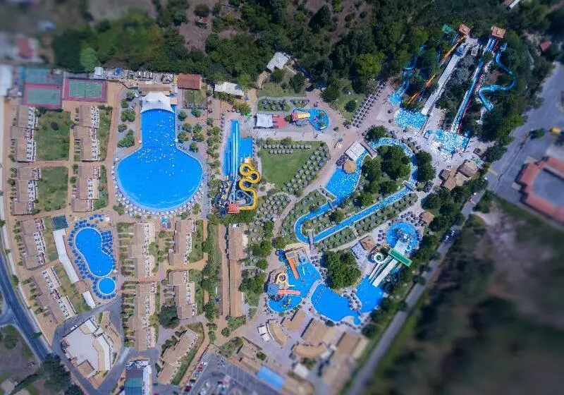 Aqualand Resort
