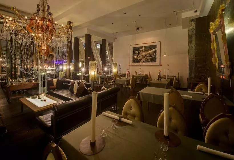 هتل Backstage Boutique Spa