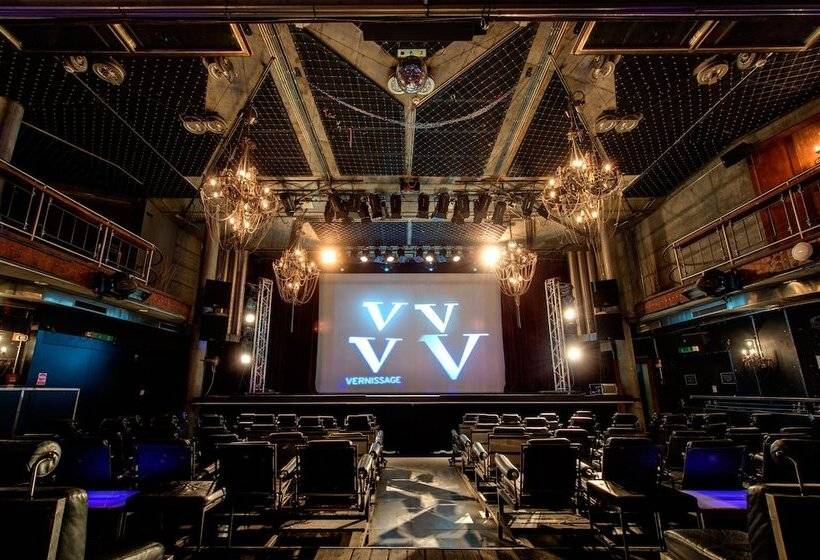 هتل Backstage Boutique Spa