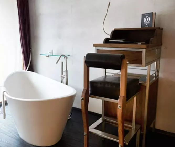 هتل Backstage Boutique Spa