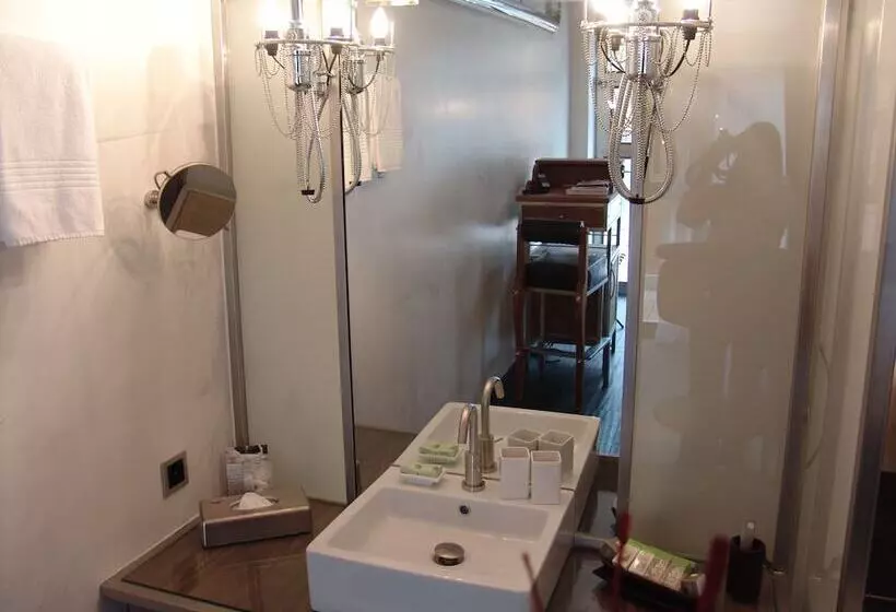 هتل Backstage Boutique Spa