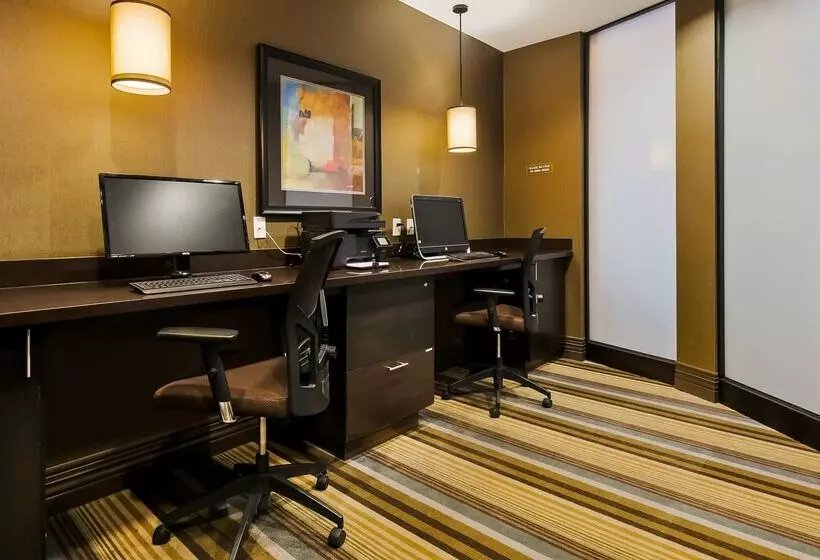 호텔 Best Western Premier Freeport Inn Calgary Airport