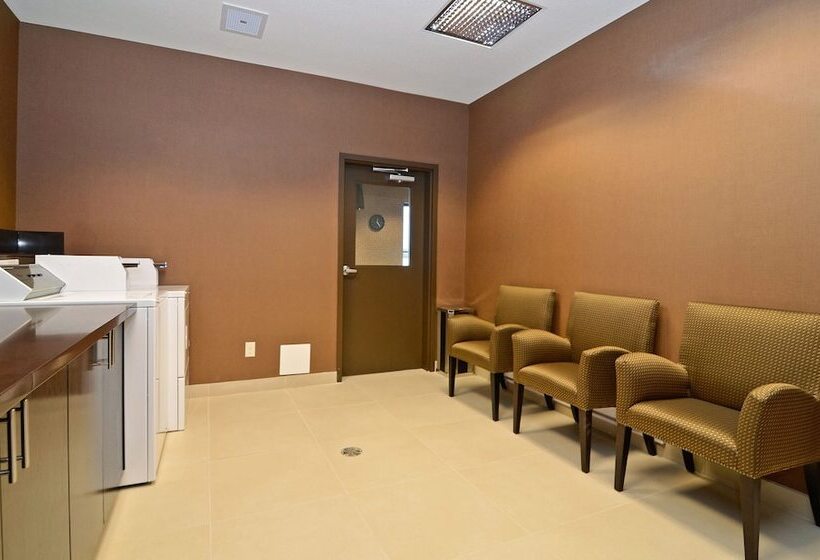 فندق Best Western Premier Freeport Inn Calgary Airport