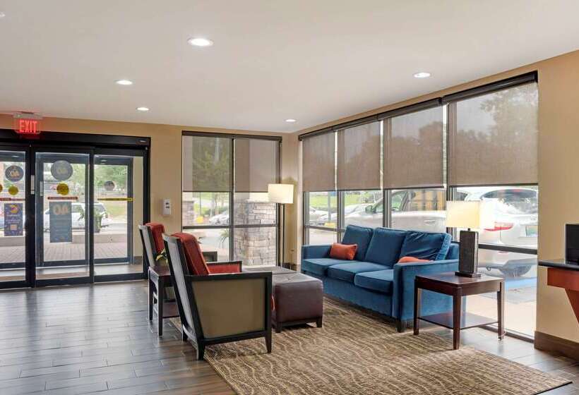 בית מלון כפרי Comfort Suites Fultondale I65 Near I22