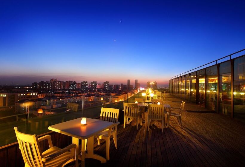 Hotel Courtyard By Marriott Shanghai Fengxian