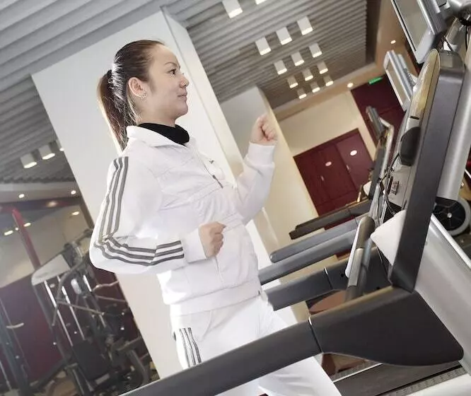 هتل Courtyard By Marriott Shanghai Fengxian